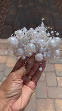 Load and play video in Gallery viewer, Large Pearl hair comb
